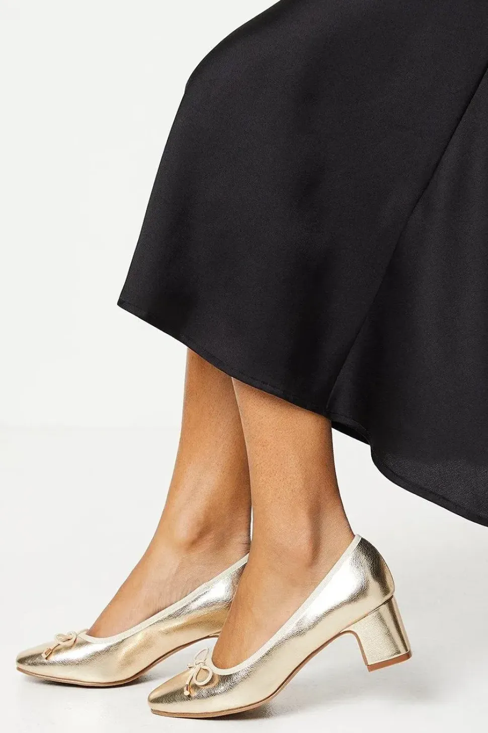 Violetta Square Toe Bow Detail Low Block Heel Pumps