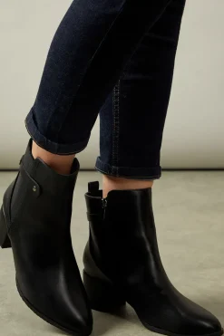 Wide Fit Ahio Medium Block Heel Chelsea Ankle Boots