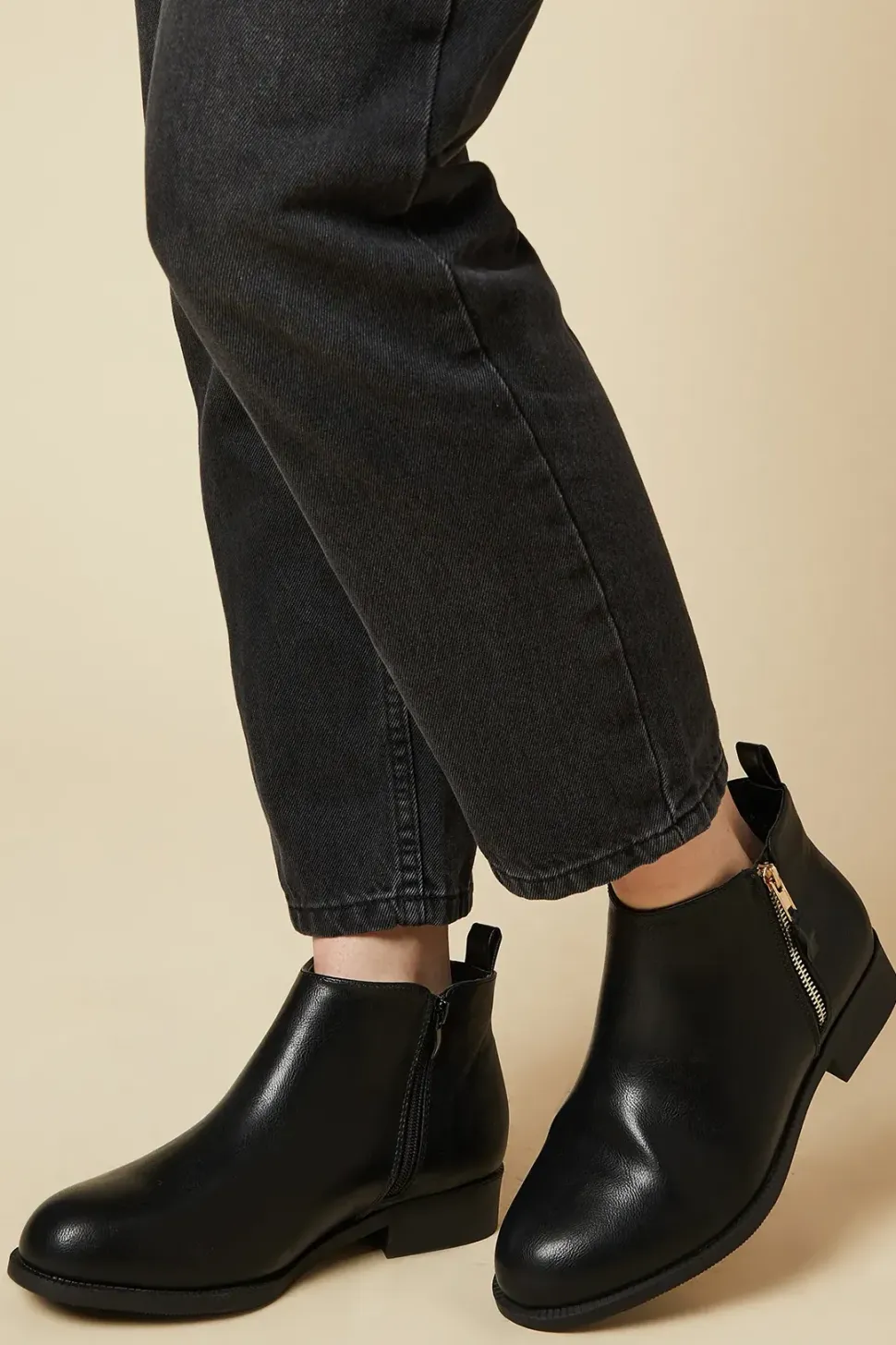 Wide Fit Maddy Side Zip Flat Boots