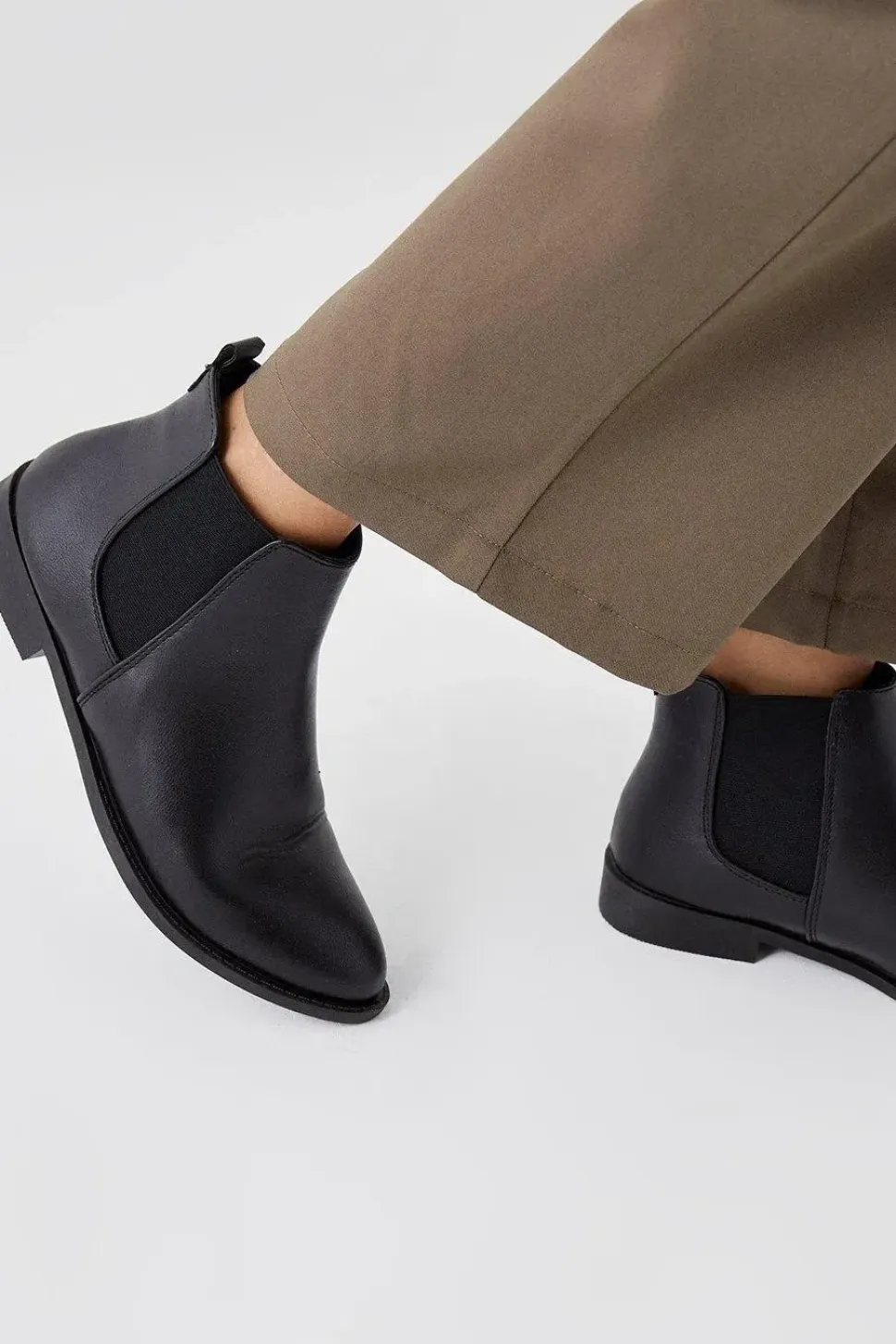Wide Fit Megs Chelsea Boots