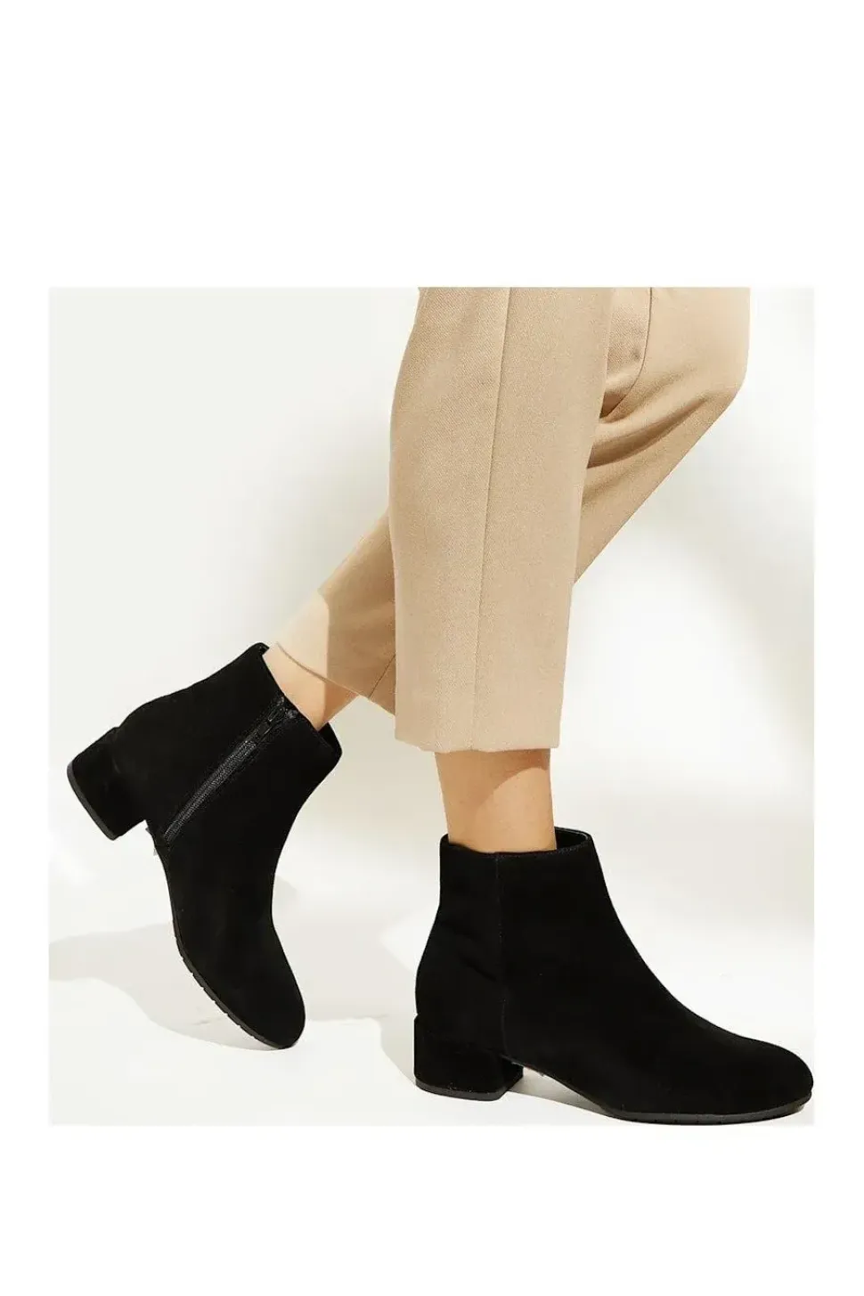 Wide Fit 'Pippie' Suede Ankle Boots