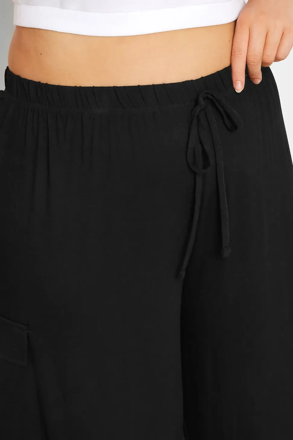 Wide Leg Cargo Trousers