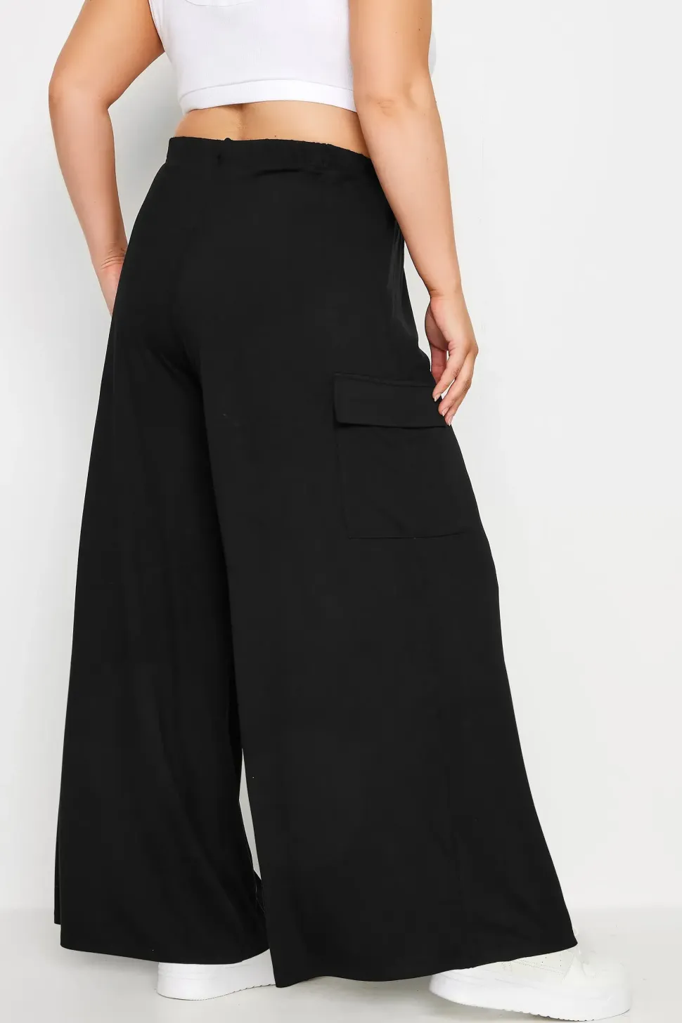 Wide Leg Cargo Trousers