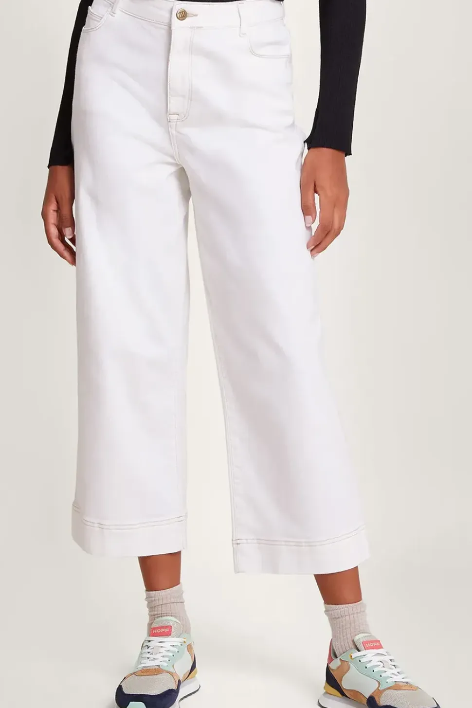 Wide Leg Cropped Jeans