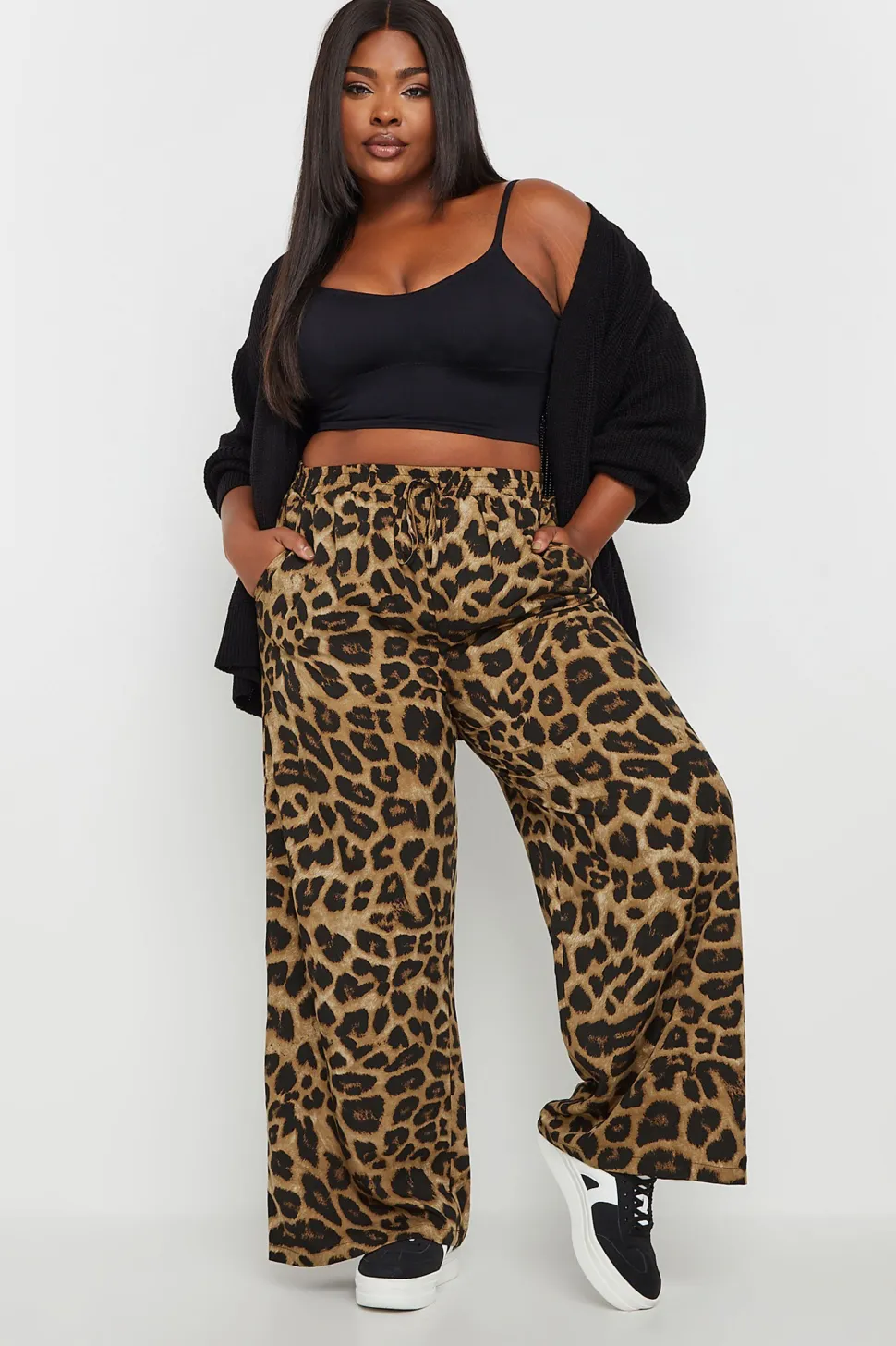 Wide Leg Trousers