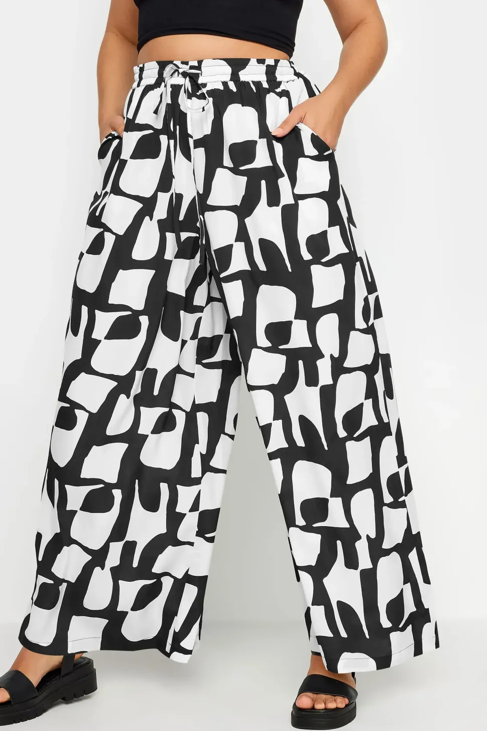 Wide Leg Trousers