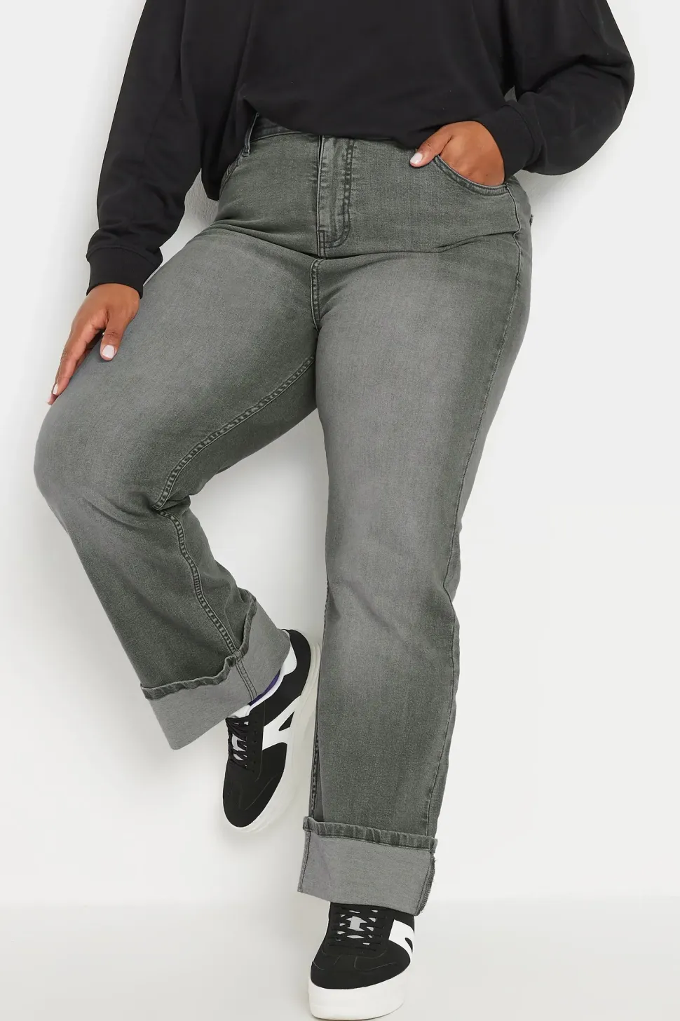 Wide Leg Turn Up Jeans
