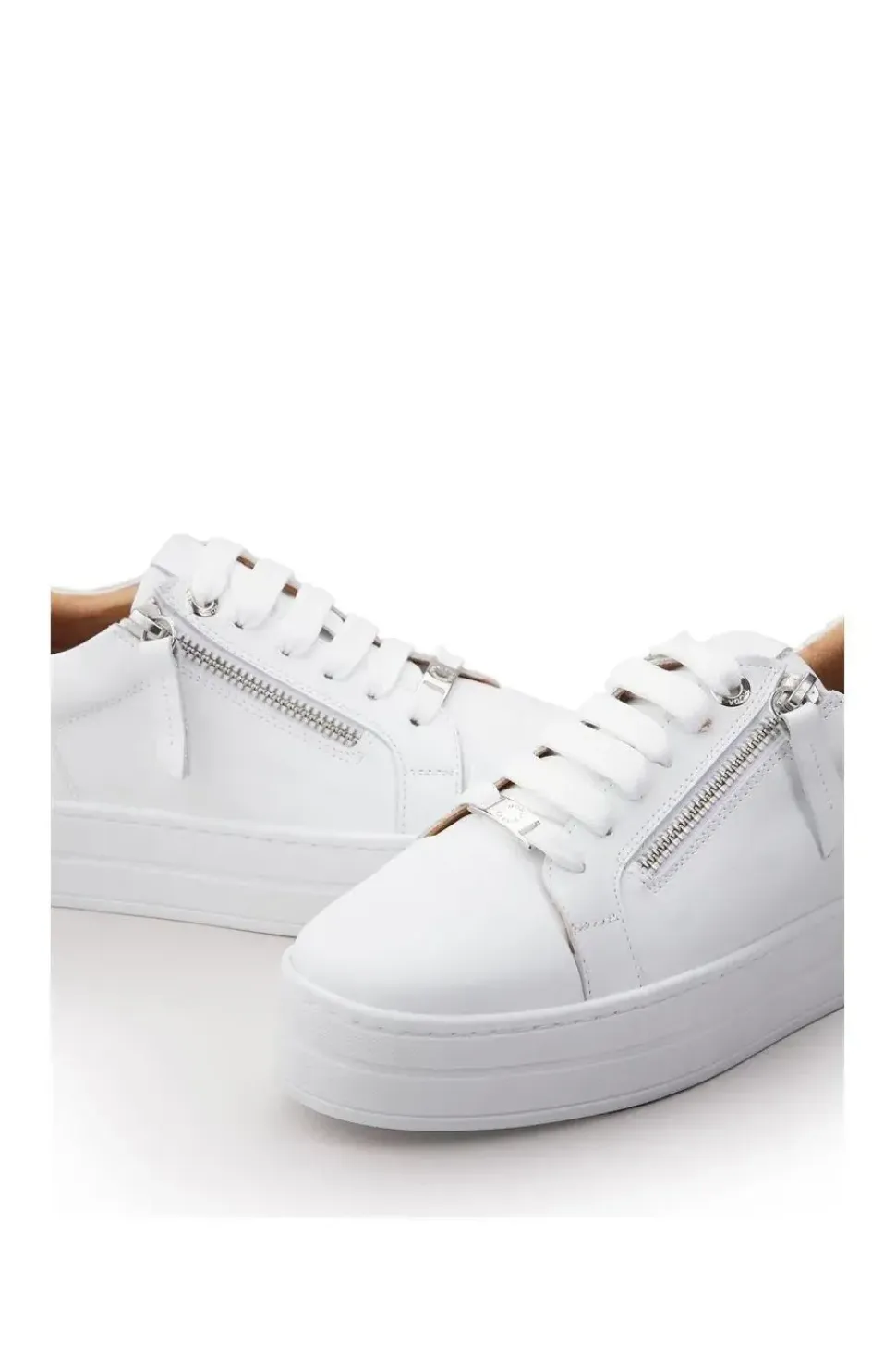 'Abbiy' Leather Casual Trainers