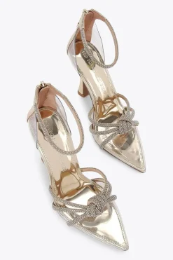 'Ava'  Heels