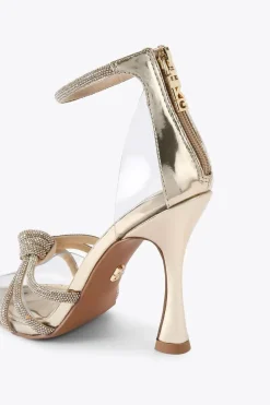'Ava'  Heels