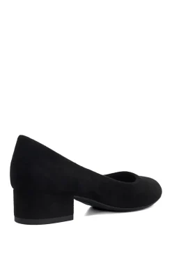 'Believing' Court Shoes