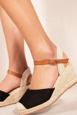 'Blakely' Low Wedge Espadrille Sandals With Close Toe