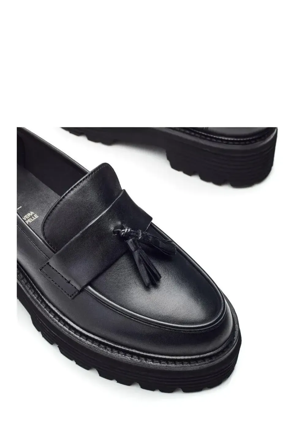 'B.Laker' Leather Loafers