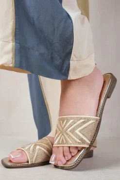 'Blossom' Flat Sandals With Sparkly Textured Single Band