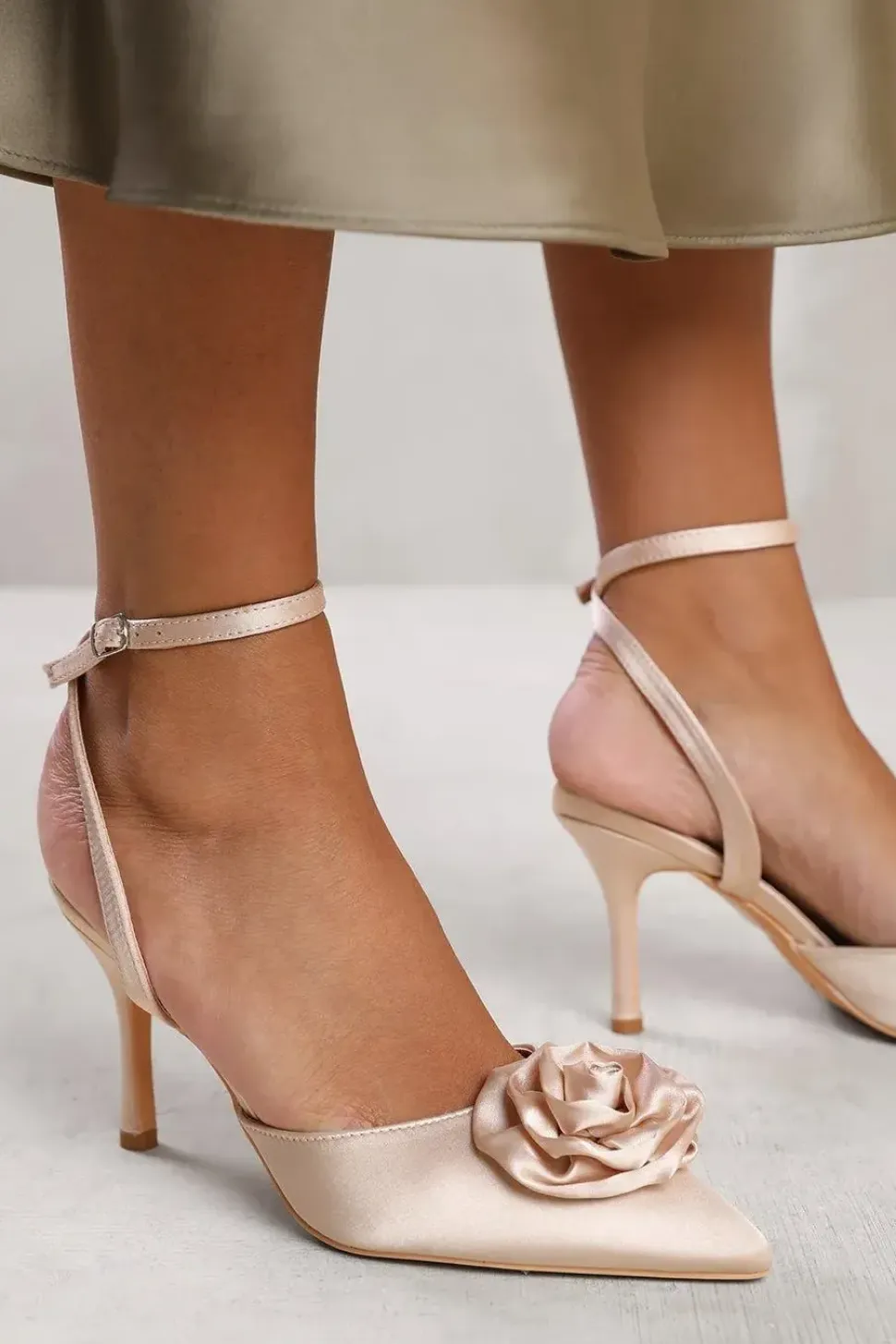 'Briar' Pointed Toe Heel With Flower Detail