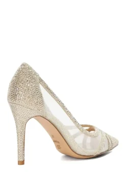 'Bridged' Court Shoes