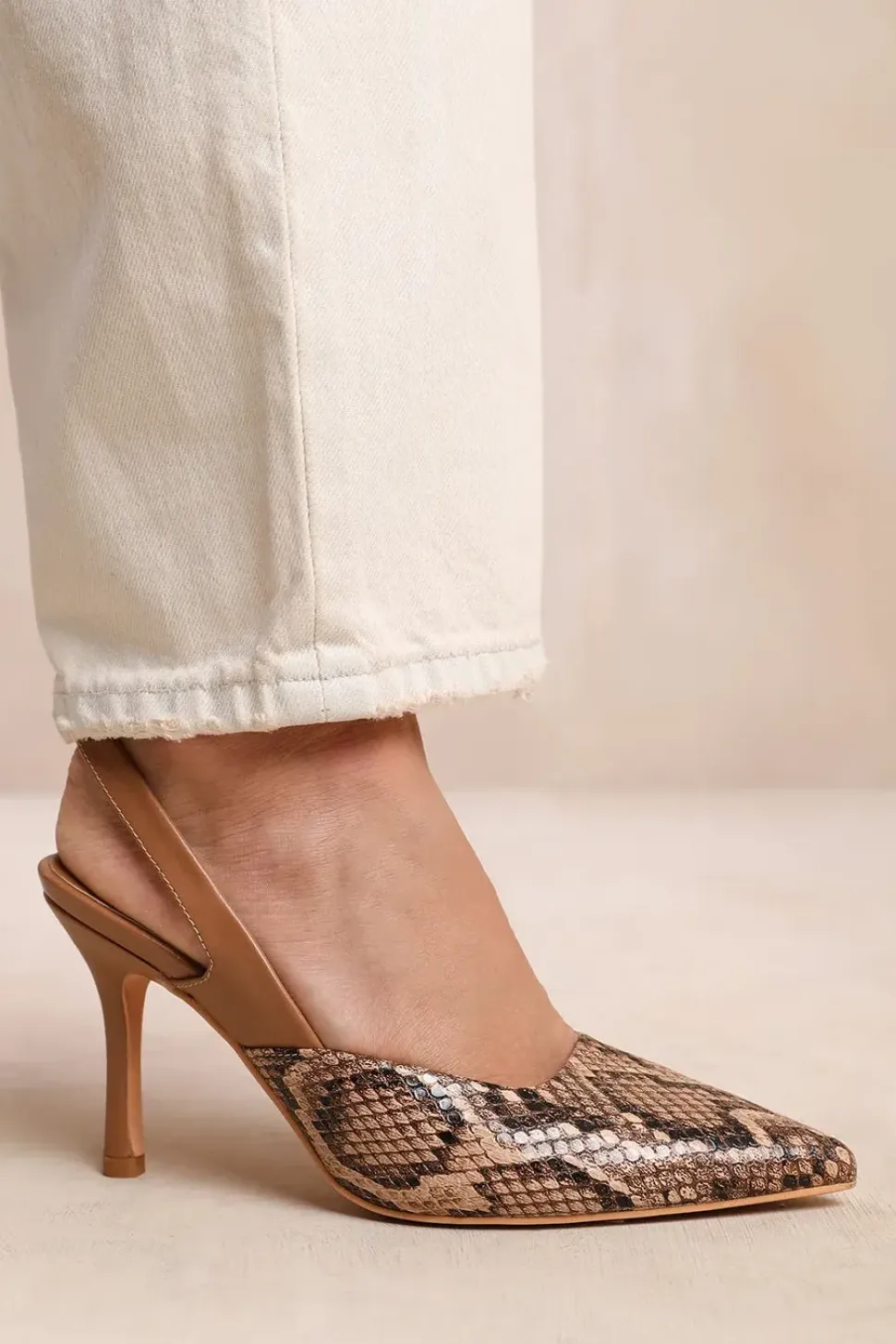 'Cairo' Wide Fit Pointed Toe Slingback Mid Heels
