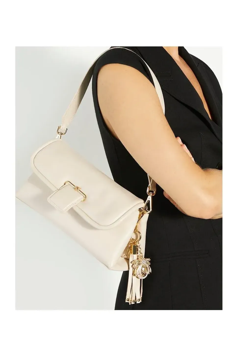 'Chelsea' Leather Shoulder Bag