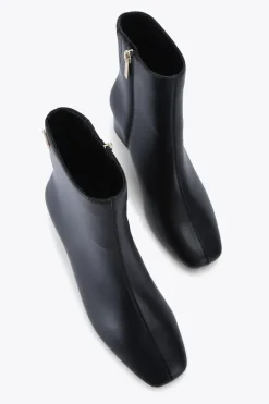 'Cleo Ankle'  Boots