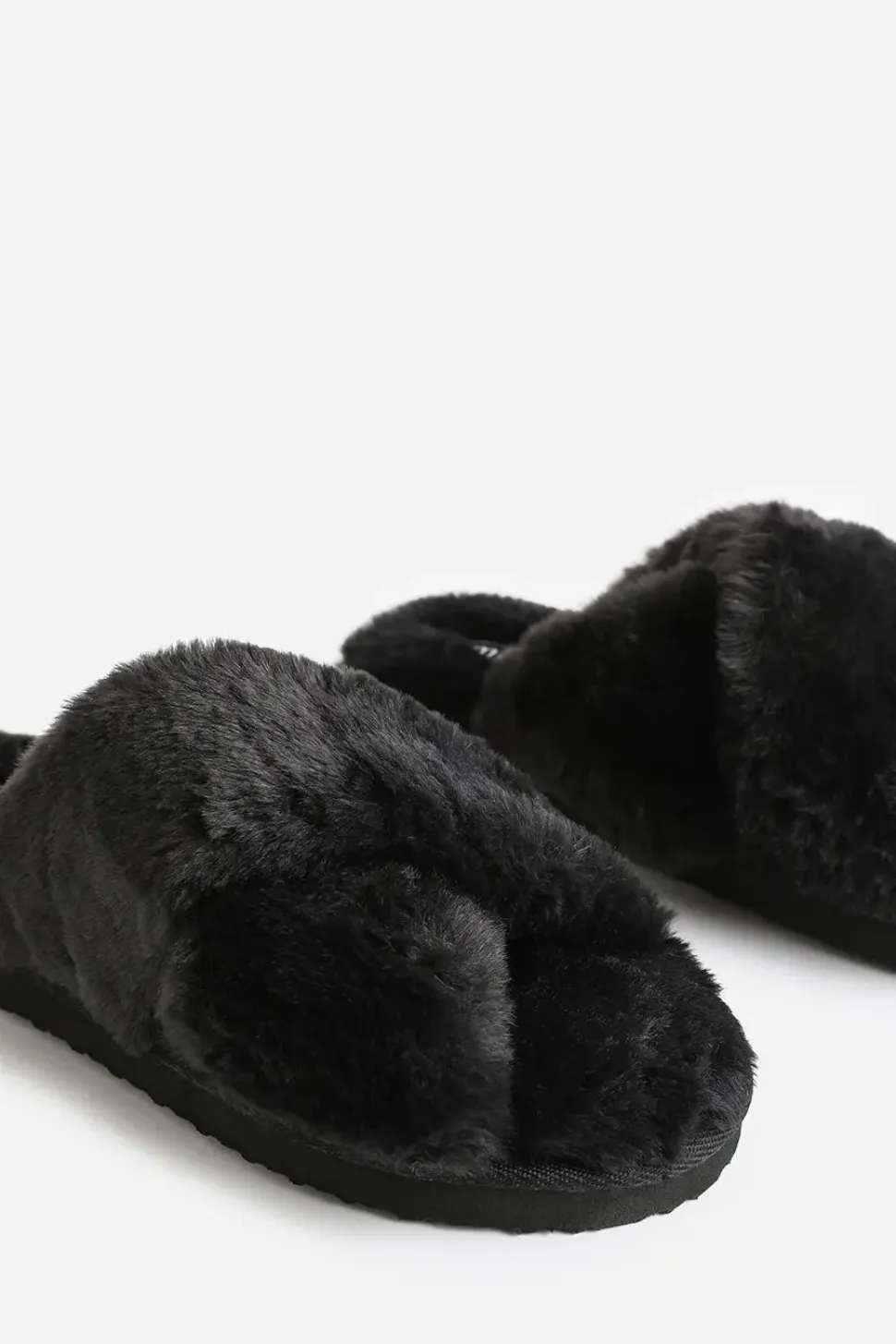 'Cuddle' Cross Over Fluffy Slippers