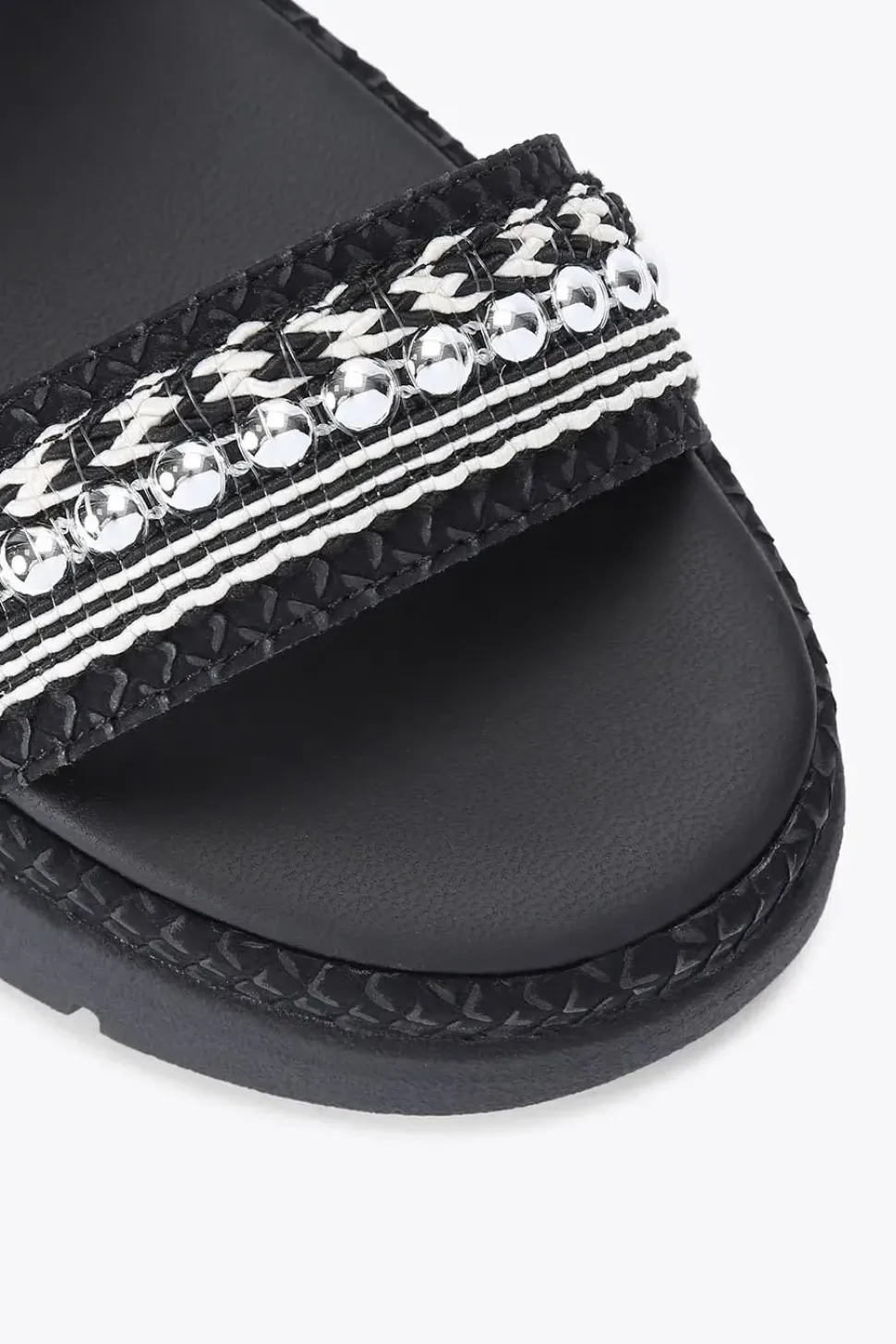 'Daisy Stud' Sandals