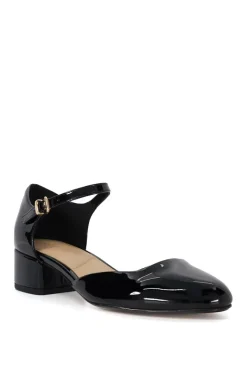 'Dominos' Court Shoes