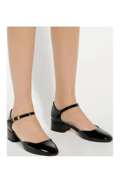 'Dominos' Court Shoes