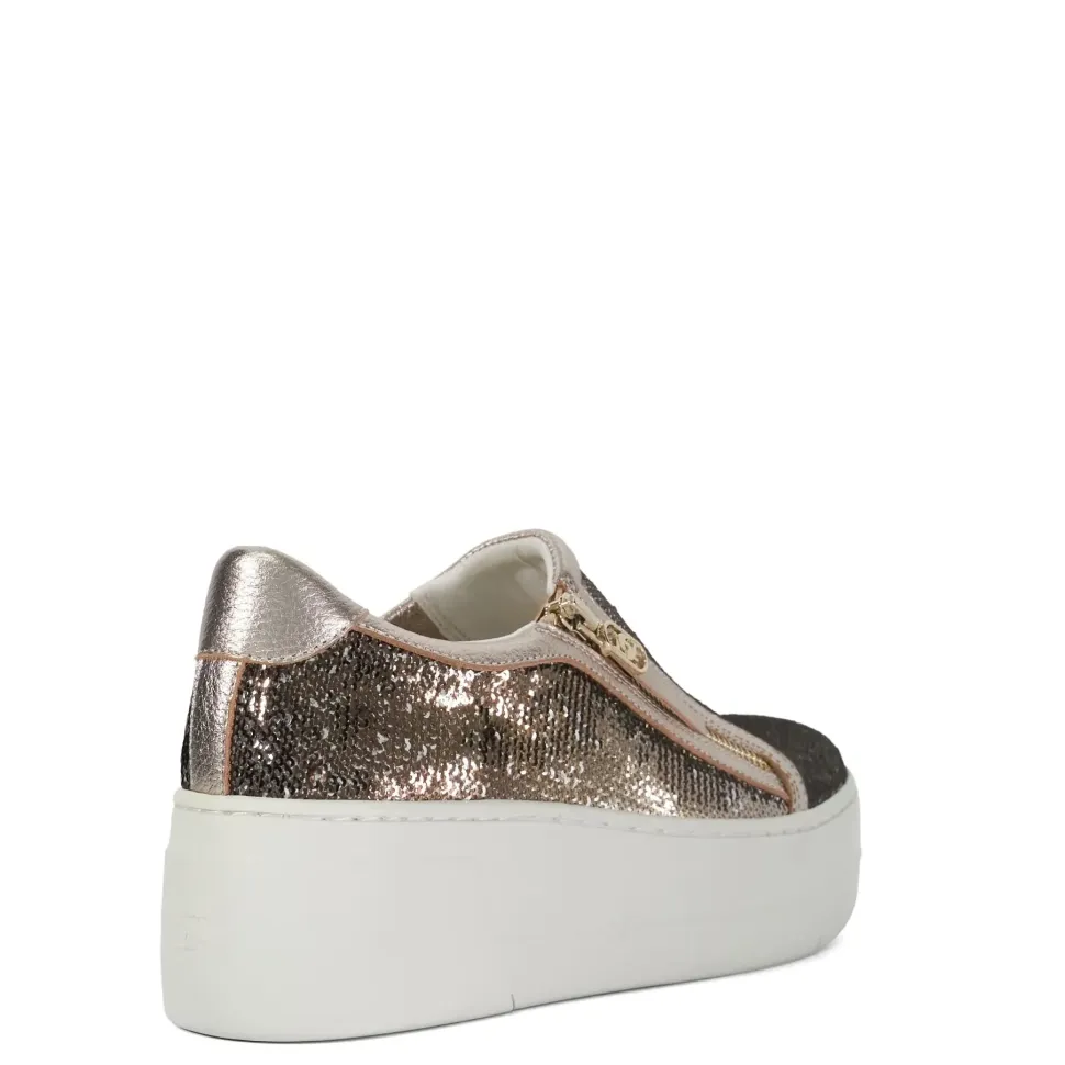 'Episodic' Trainers