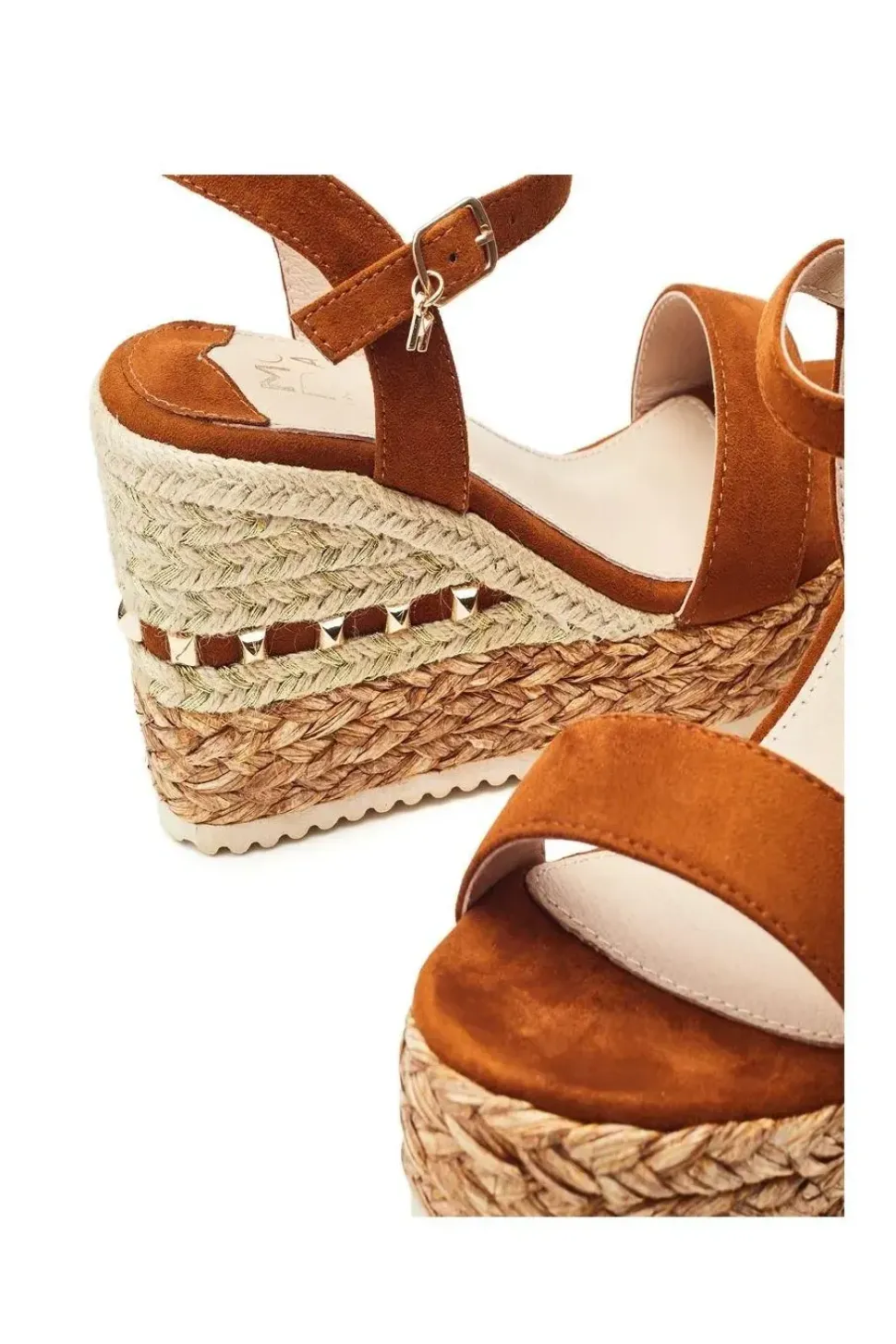 'Erynn' Alcantara Wedges