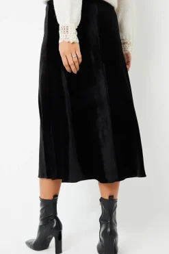 'Flora' Velvet Flared Pull On Midi Skirt