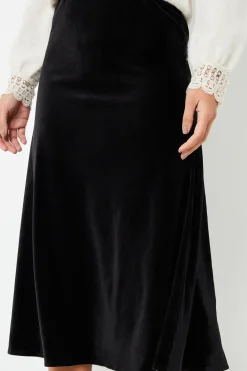 'Flora' Velvet Flared Pull On Midi Skirt
