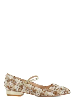 'Halliees' Mary Janes