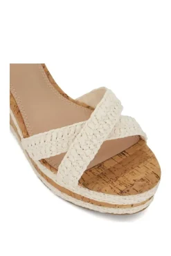 'Kelisa' Wedges