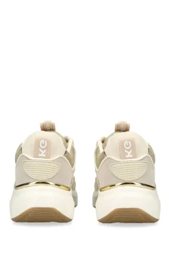 'Leila'  Trainers