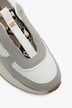 'Logan Laceless' Trainers