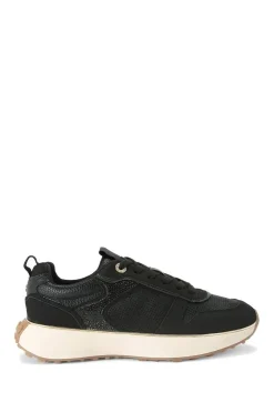 'Logan' Trainers