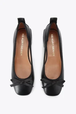 'Marvyn'  Flats