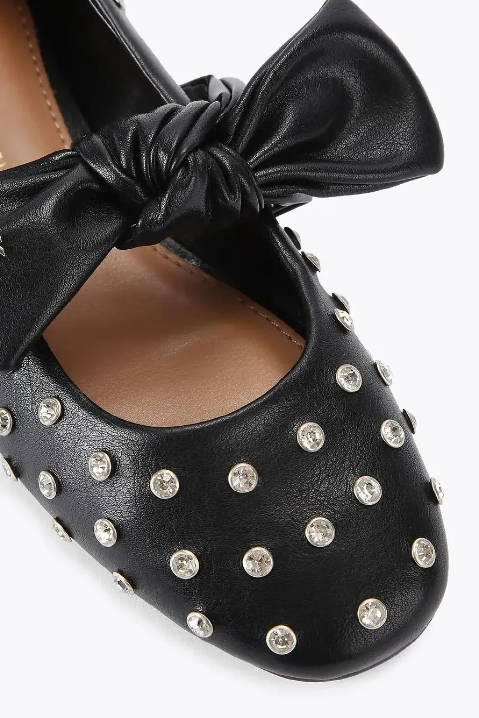 'Master Stud2' Flats