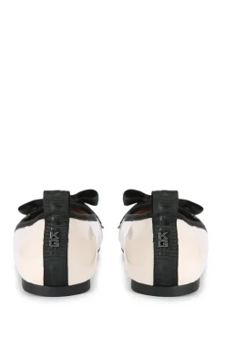 'Megan' Flats