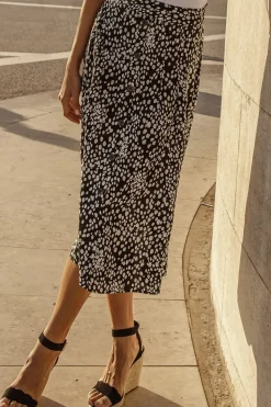 'Melly' Button Down Detail A-Line Midi Skirt