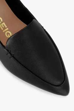 'Mikey' Flats