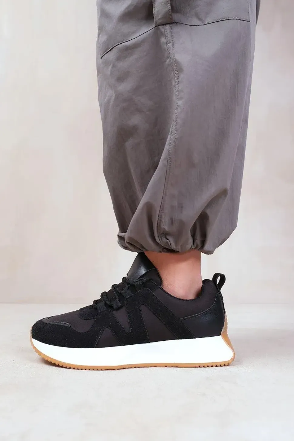 'Momentum' Runner Sneaker Trainers With Suede Detail