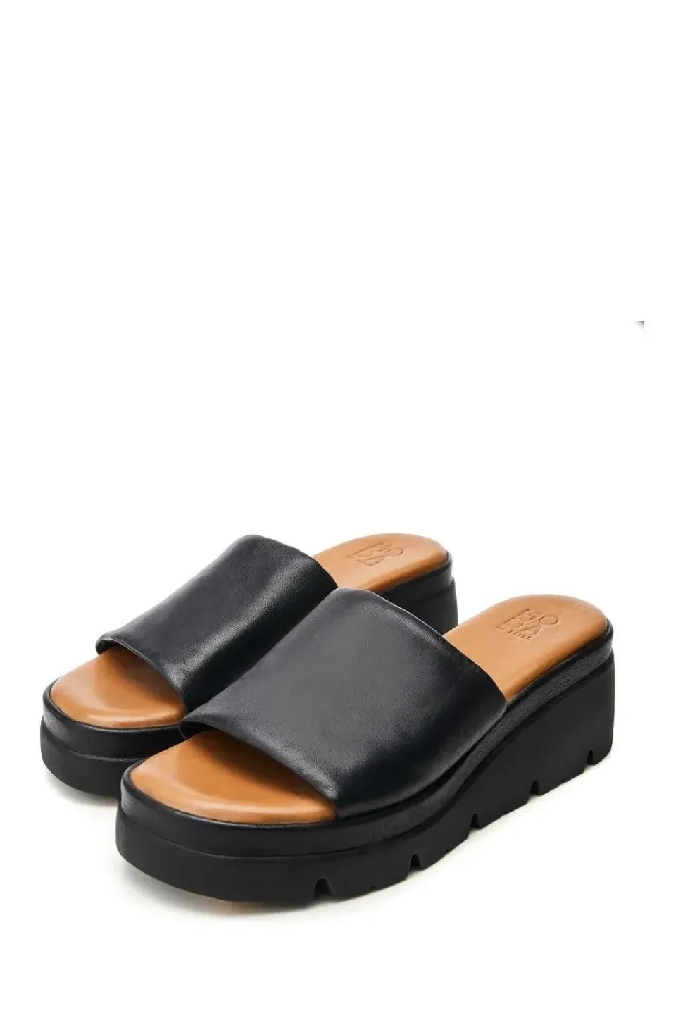 'Namya' Leather Flatforms