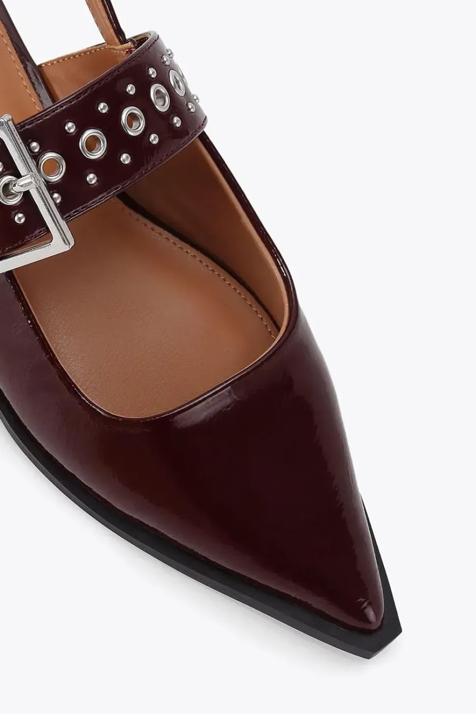 'Nova' Flats