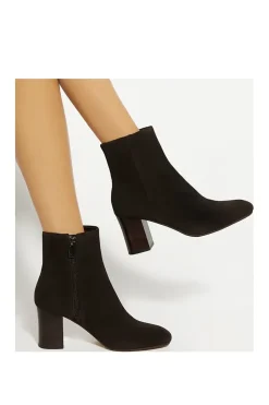 'Ollave' Suede Ankle Boots