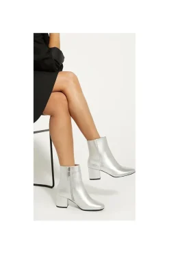 'Ottack' Leather Ankle Boots