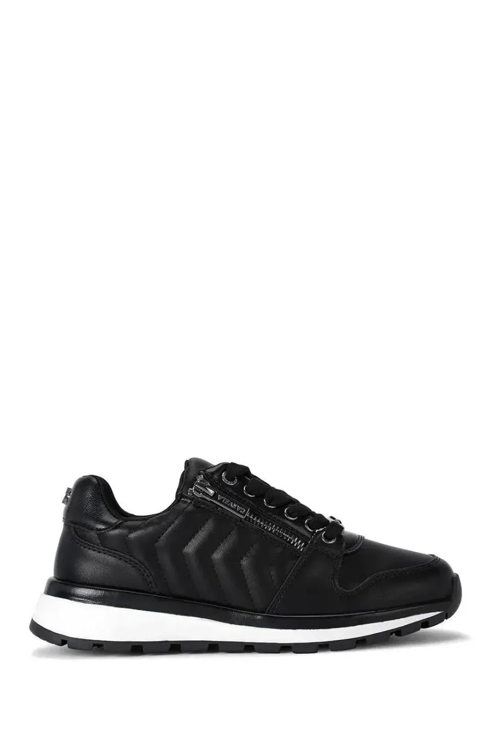 'Pace Zip' Trainers