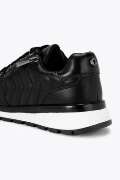 'Pace Zip' Trainers