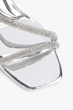 'Paparazzi Low'  Heels