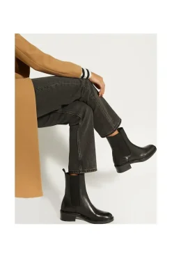 'Peanuts' Leather Ankle Boots